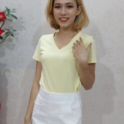 áo thun cổ tim màu vàng chang