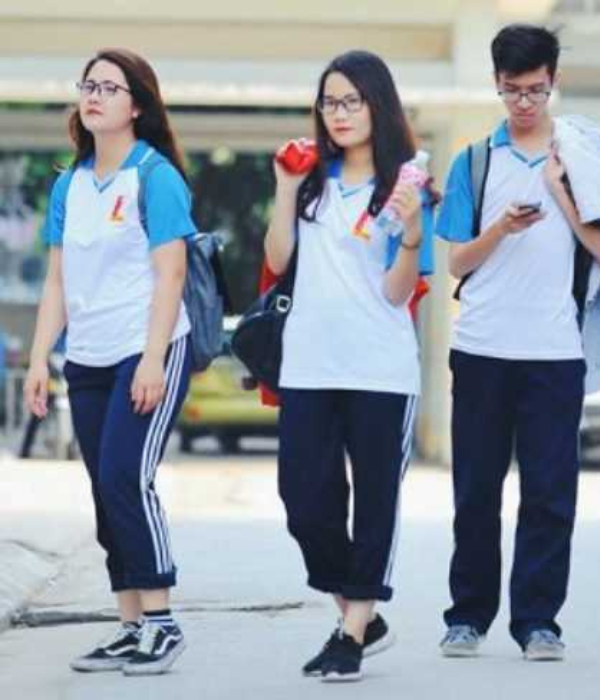 may đồng phục đại học giá rẻ